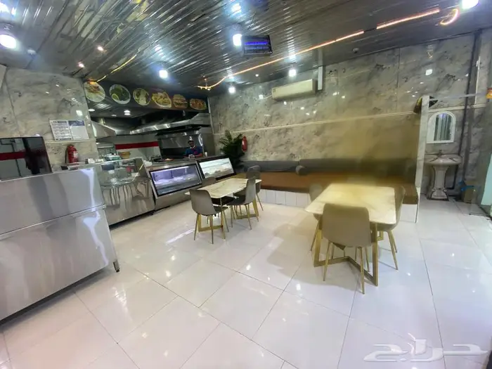 مطعم للبيع 0