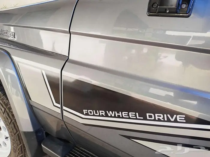 لاند كروزر نص FJ73 6