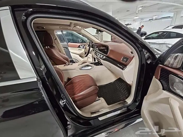 مرسيدس 2024 GLS600 مايباخ بحالة الوكالة سعر روعه 10