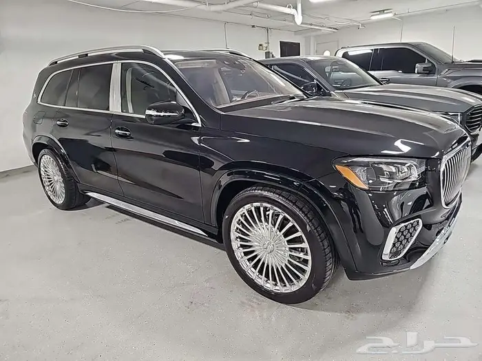 مرسيدس 2024 GLS600 مايباخ بحالة الوكالة سعر روعه 3