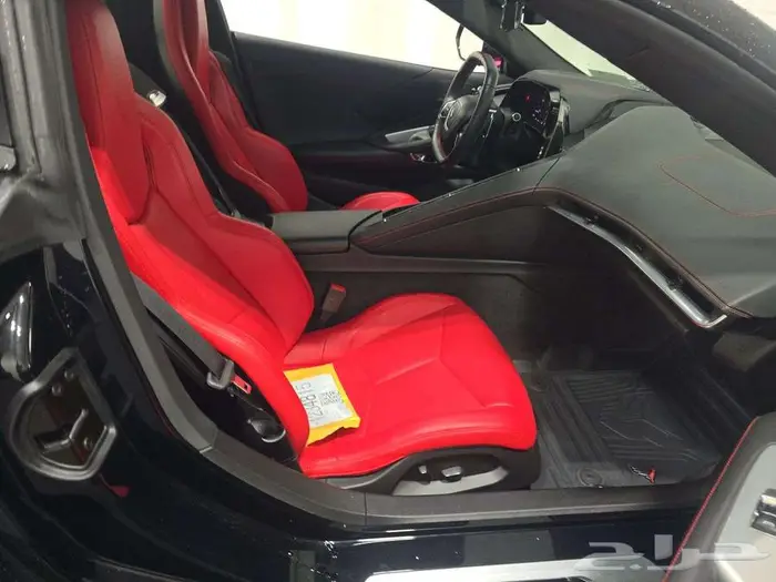 كورفيت Stingray Convertible 1LT2024 ممشى قليل سعر روعه 12