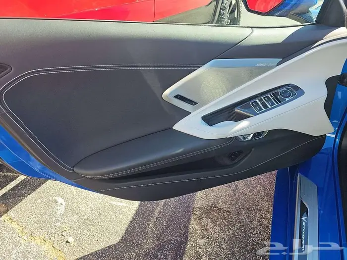 كورفيت 2025 شبه اصفار Convertible 2LT سعر مميز 11