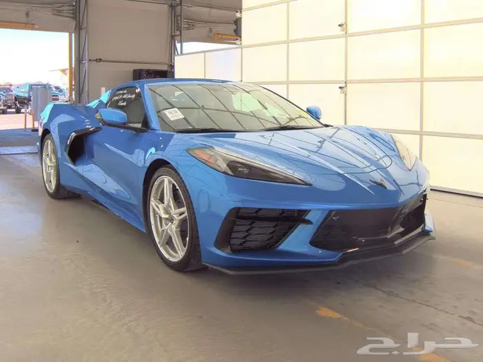 كورفيت 2025 شبه اصفار Convertible 2LT سعر مميز 2