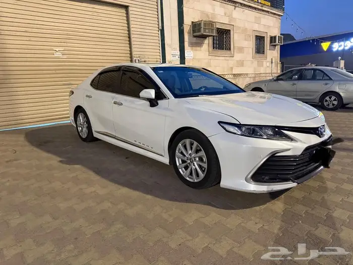 كامري نص فل 2022 GLE 1