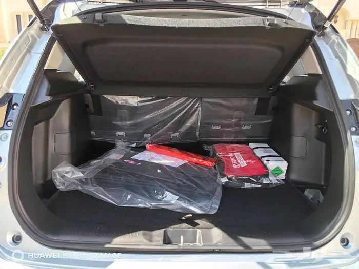 تويوتا اوربان كروزرGLXموديل 2025 37