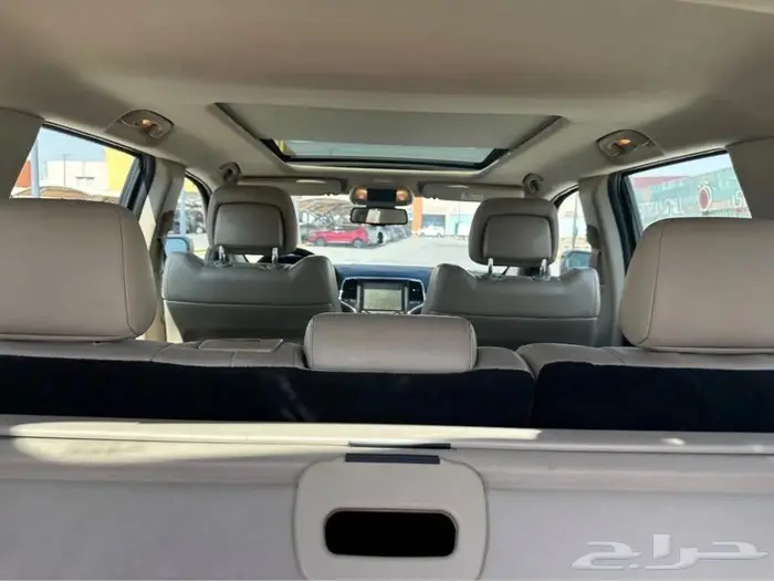 جراند شيروكى بحالة الوكالة للبدل 17