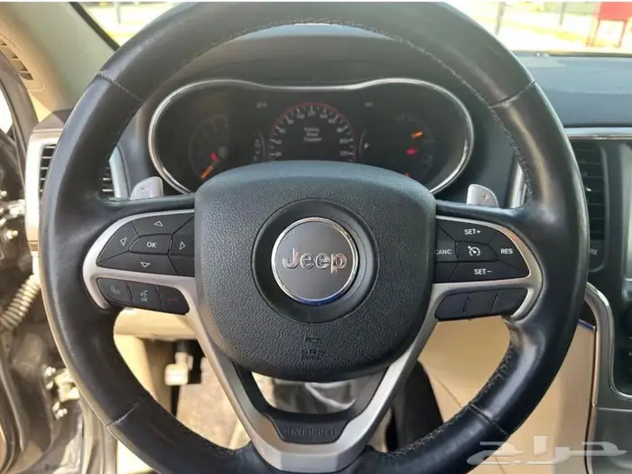 جراند شيروكى بحالة الوكالة للبدل 15