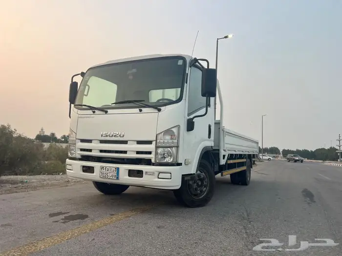 دينا اسيزو 2017 مكينه كبيره 5 م نظيفه NPR 3