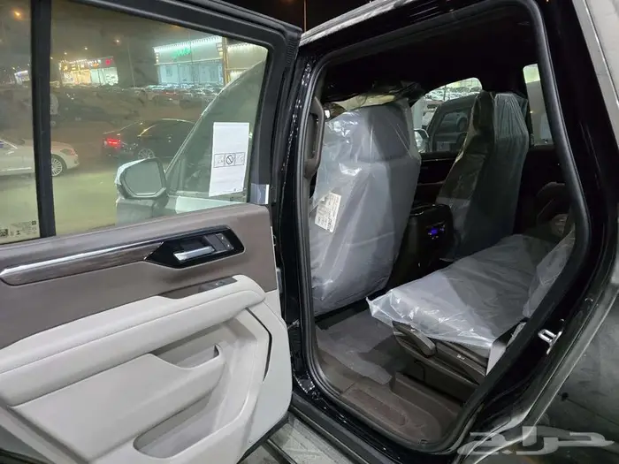 شيفورليه تاهو بدون دبل ثلاجة موديل 2025 اسود خليجي 11