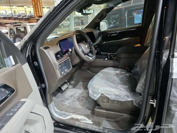 شيفورليه تاهو بدون دبل ثلاجة موديل 2025 اسود خليجي 5