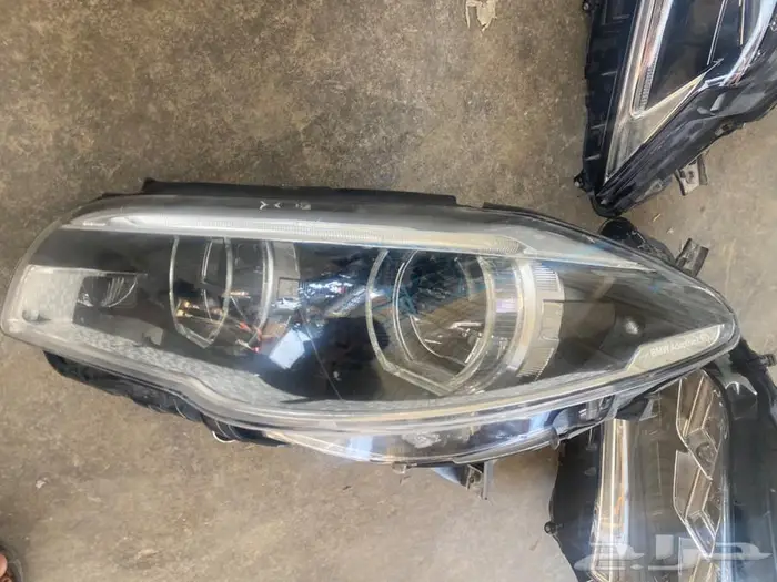 شمعه يسار بي إم دبليو F10 الفئة الخامسة LCI موديل 2014 4