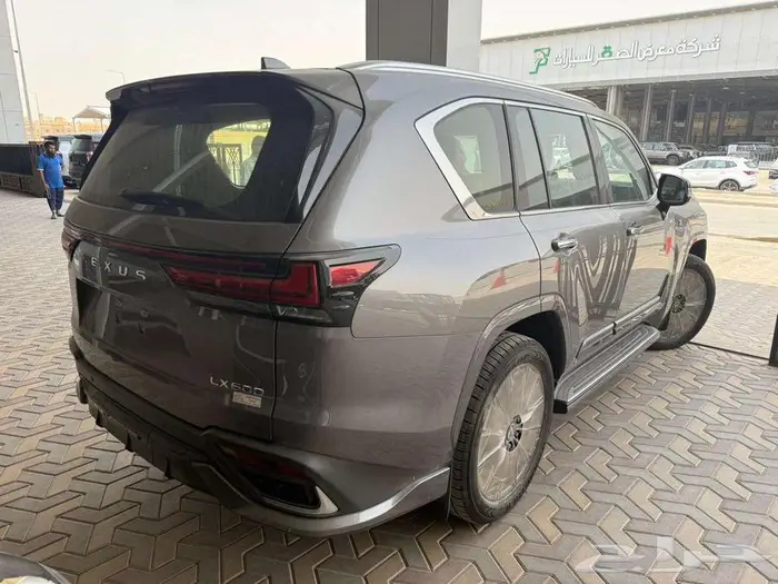 عرض خاص لكزس LX600 اف سبورت - خليجي - 2025 2