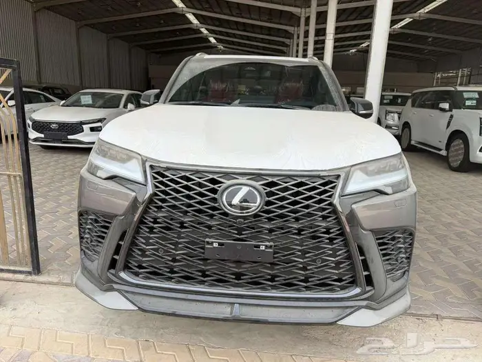 عرض خاص لكزس LX600 اف سبورت - خليجي - 2025 1