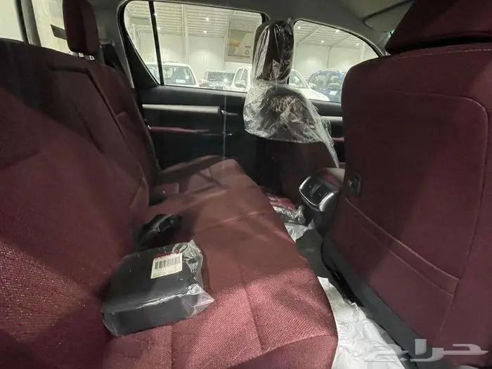 تويوتا هايلوكس غمارتين بنزين S.GLX قير عادي دبل 2025 سعودي 19