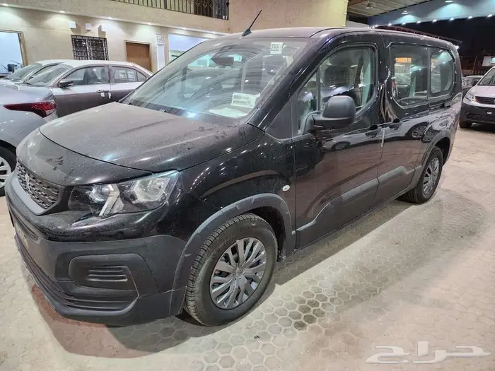 بيجو ريفتر 5 ركاب ديزل 2023 0