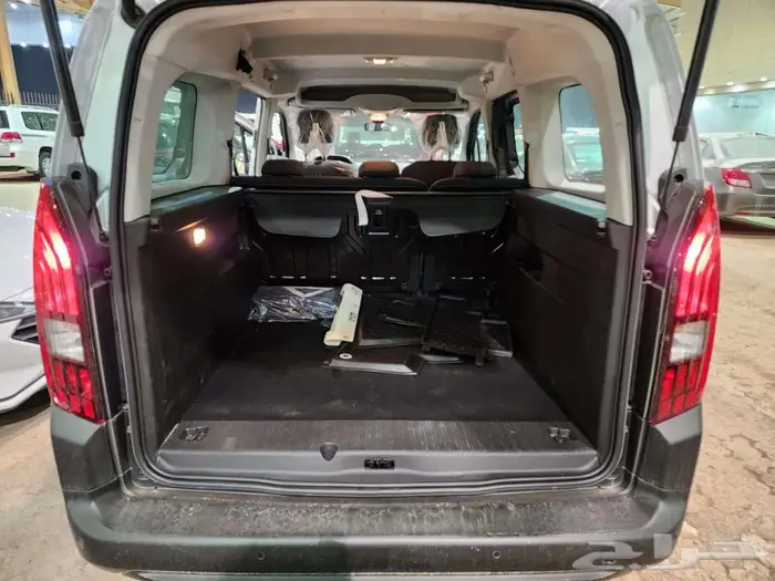 بيجو ريفتر 5 ركاب ديزل 2023 8