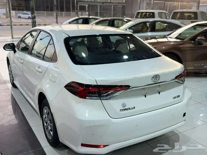 تويوتا كورولا ستاندر 1.6 بريمي 2025 3