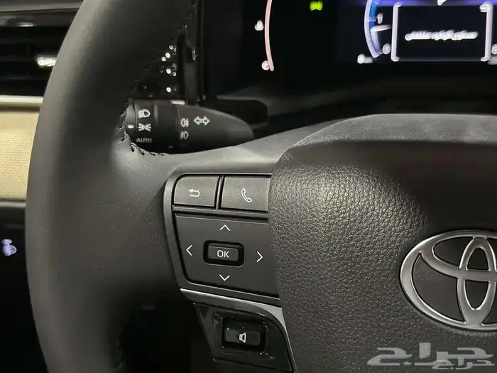 تويوتا - كامرى - le - بنزين - موديل 2025 8