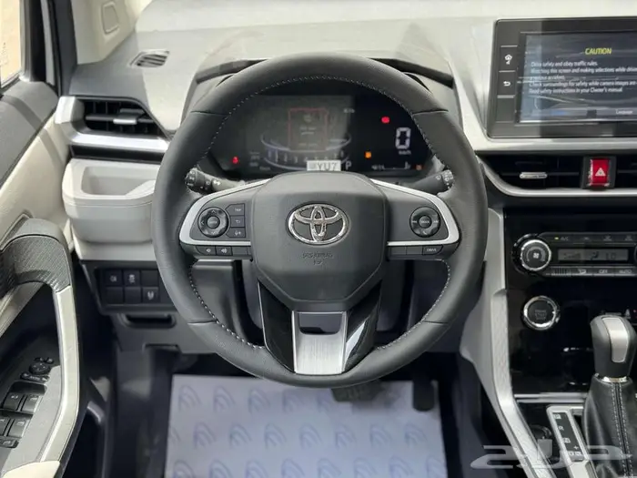 تويوتا فيلوز GLX 2025 بالنقد والتقسيط 8