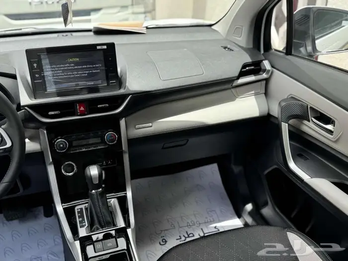 تويوتا فيلوز GLX 2025 بالنقد والتقسيط 24