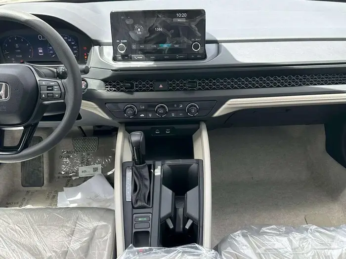 هوندا اكورد 2025 LX ستاندر سعودي بالنقد والتقسيط. 3