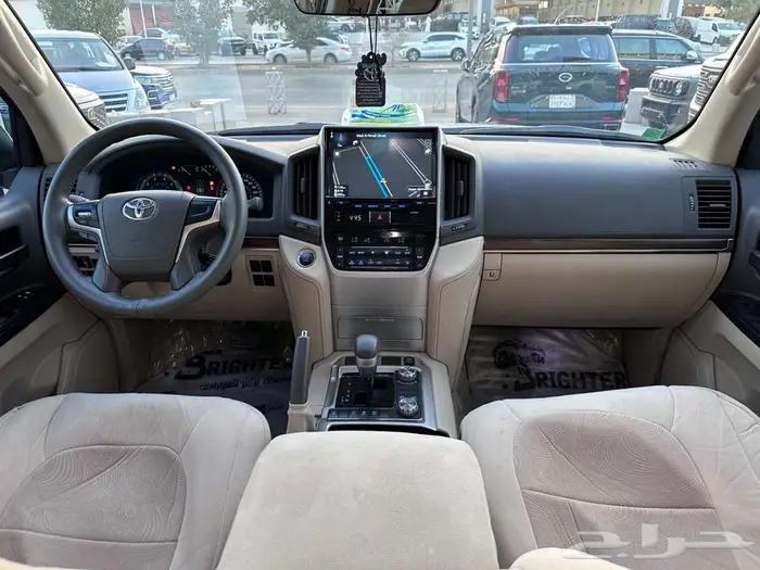 تويوتا لاندكروزر GXR خليجي 2021 27
