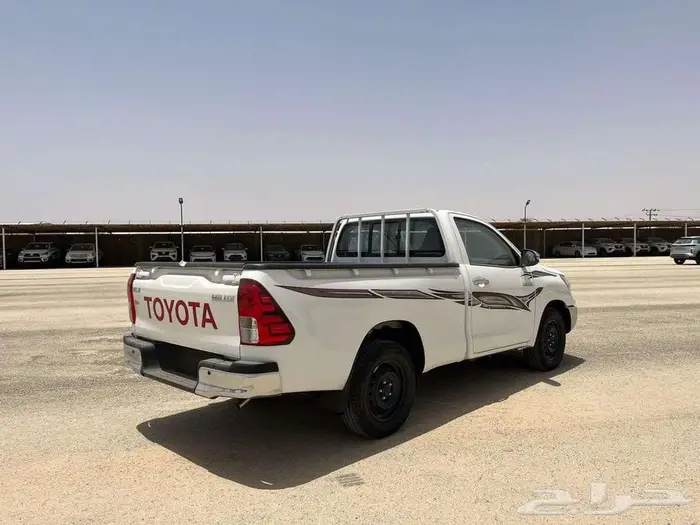 هايلوكس غمارة GLX بانزين 2025 نقد وتقسيط 2