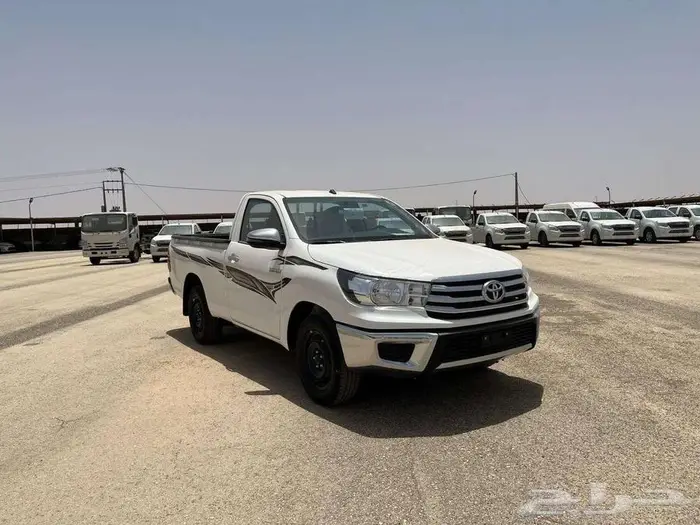 هايلوكس غمارة GLX بانزين 2025 نقد وتقسيط 1