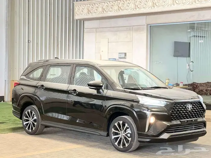 تويوتا فيلوز GLX 2025 سعودي اقساط اصدار لوحات فوري 1