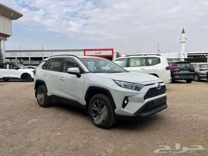 راف فور XLE 2025 نقد وتقسيط 1