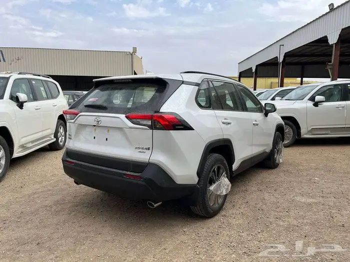 راف فور XLE 2025 نقد وتقسيط 2