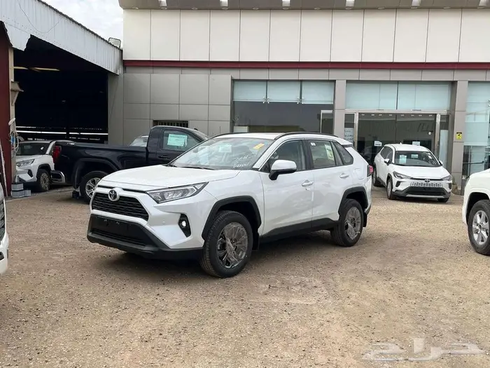 راف فور XLE 2025 نقد وتقسيط 0