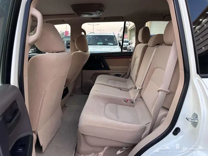 تويوتا لاندكروزر 2012 GXR 28