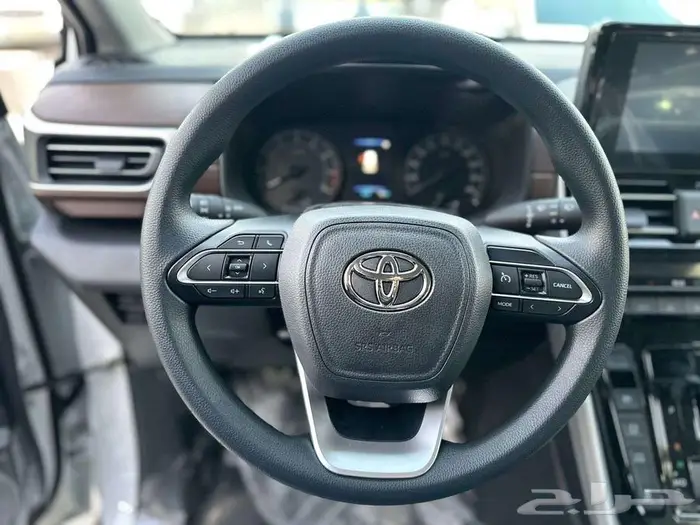 تويوتا اينوفا GL- ستاندر - بنزين - 2026- عروض الاقساط 11