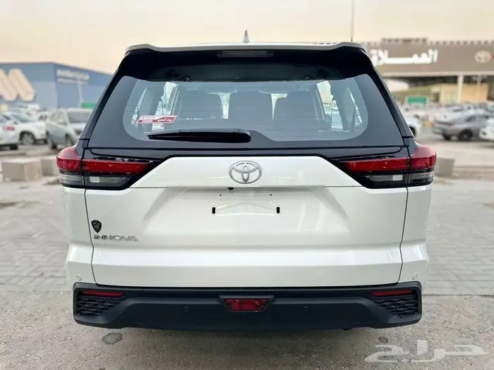 تويوتا اينوفا GL- ستاندر - بنزين - 2026- عروض الاقساط 9