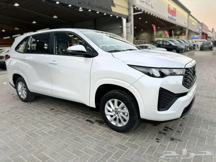 تويوتا اينوفا GL- ستاندر - بنزين - 2026- عروض الاقساط 4