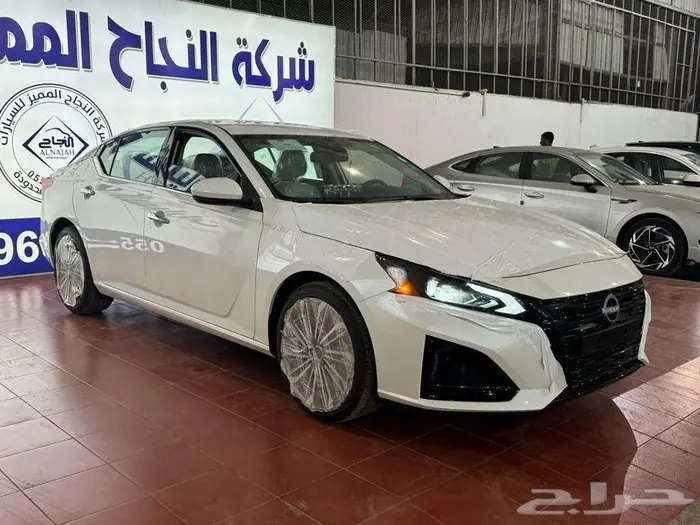 نيسان التيما SV نص فل 2026 14