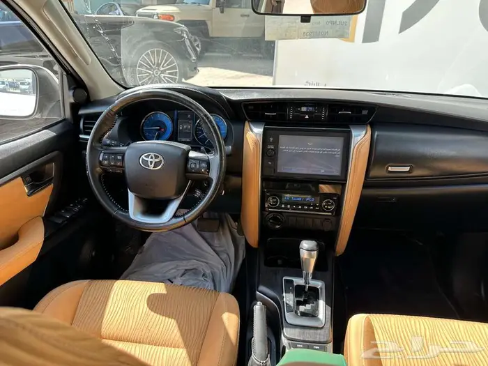 تويوتا فورتشنر VX 2022 11