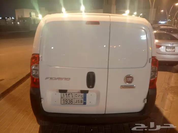 فيات فان 2020 4