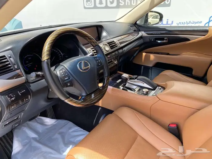 لكزس IS 450 موديل 2016 - هايبرد 12