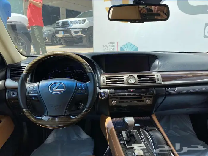 لكزس IS 450 موديل 2016 - هايبرد 19