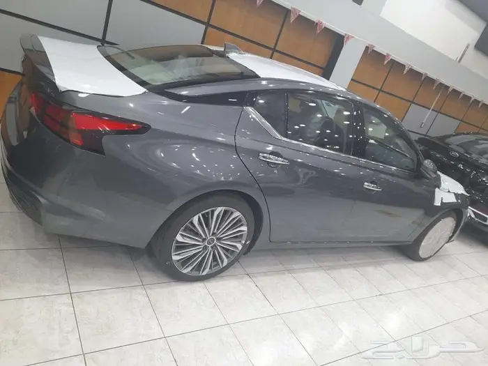 نيسان التيما sv 3