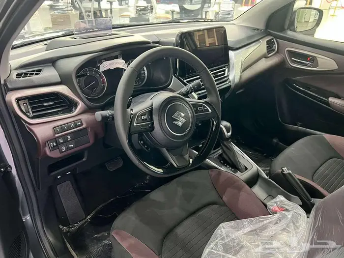 سوزوكي فرونكس 2026 4