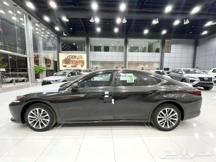 لكزس ( ES 250 AA ) موديل 2025 أقل الأسعار 5