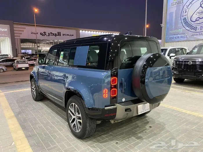 لاند روفر دفندر 2025 ازرق فاتح 6 سلندر سعودي ماشيه 21000كم 11
