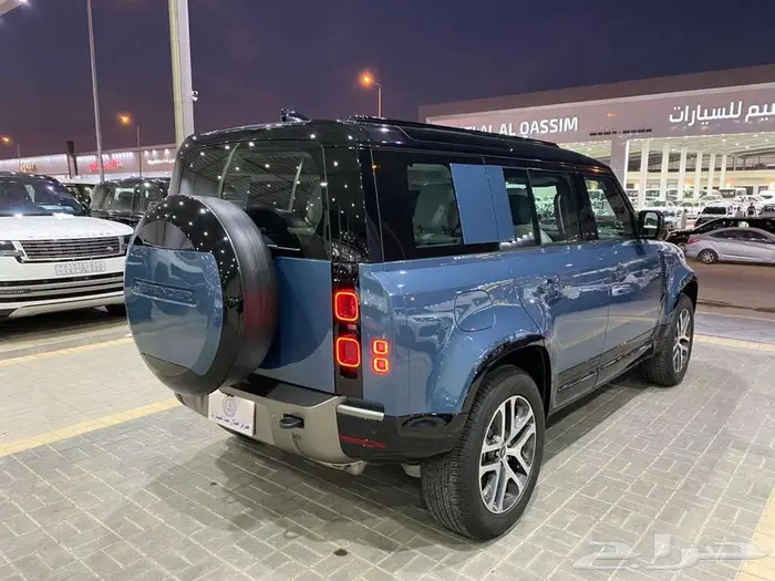 لاند روفر دفندر 2025 ازرق فاتح 6 سلندر سعودي ماشيه 21000كم 13
