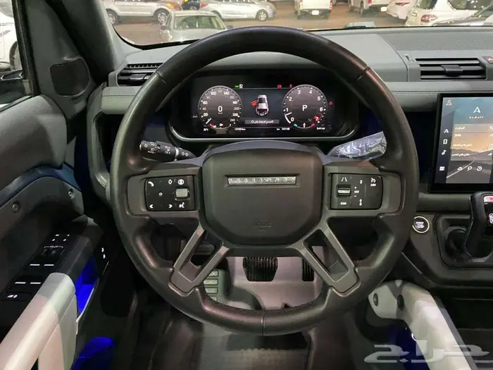 لاند روفر دفندر 2025 ازرق فاتح 6 سلندر سعودي ماشيه 21000كم 38