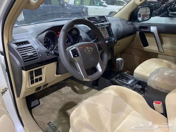 تويوتا برادو موديل 2015 عداد 178 الف كم 8