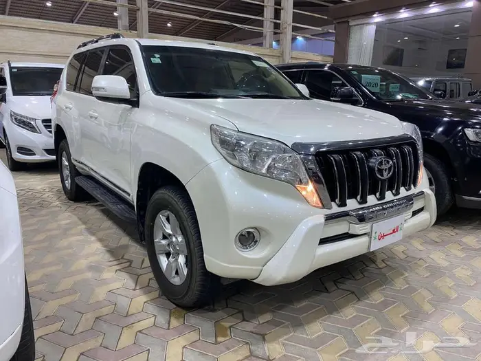 تويوتا برادو موديل 2015 عداد 178 الف كم 2