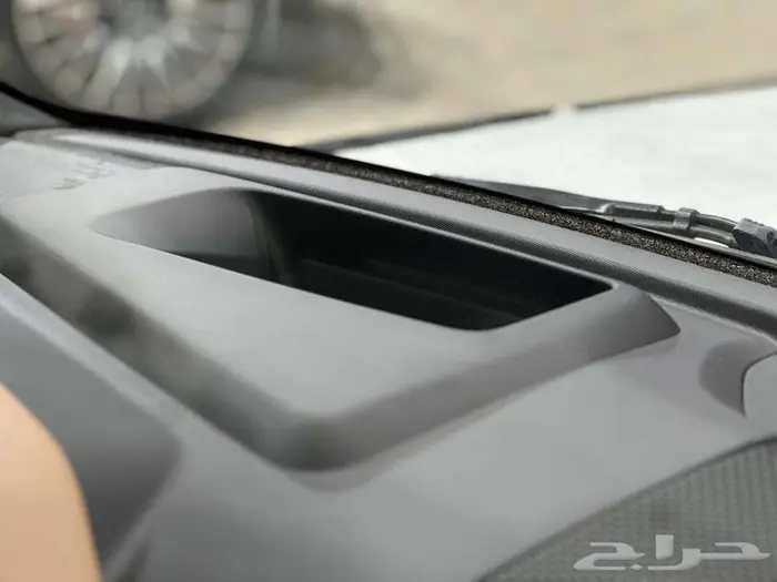 لاند روفر ديفندر فل كامل 6 سلندر 2025 خليجي 18